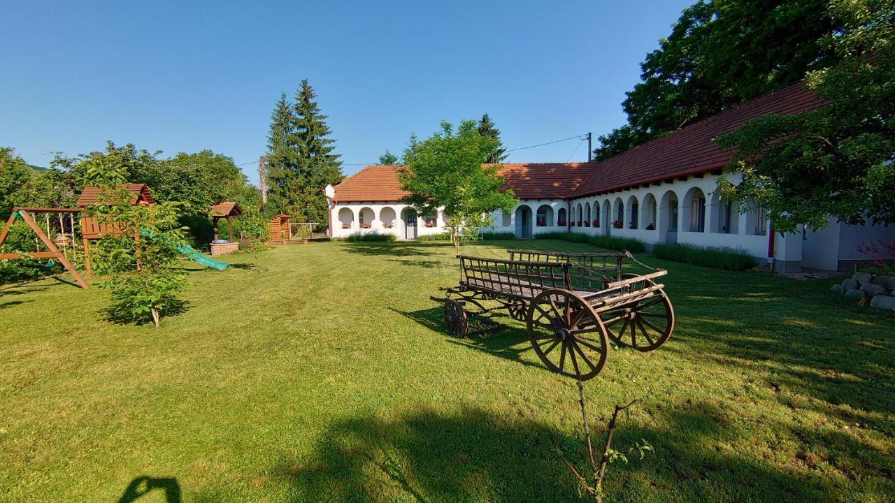 Bakta ház Hotel Egerbakta Exterior foto