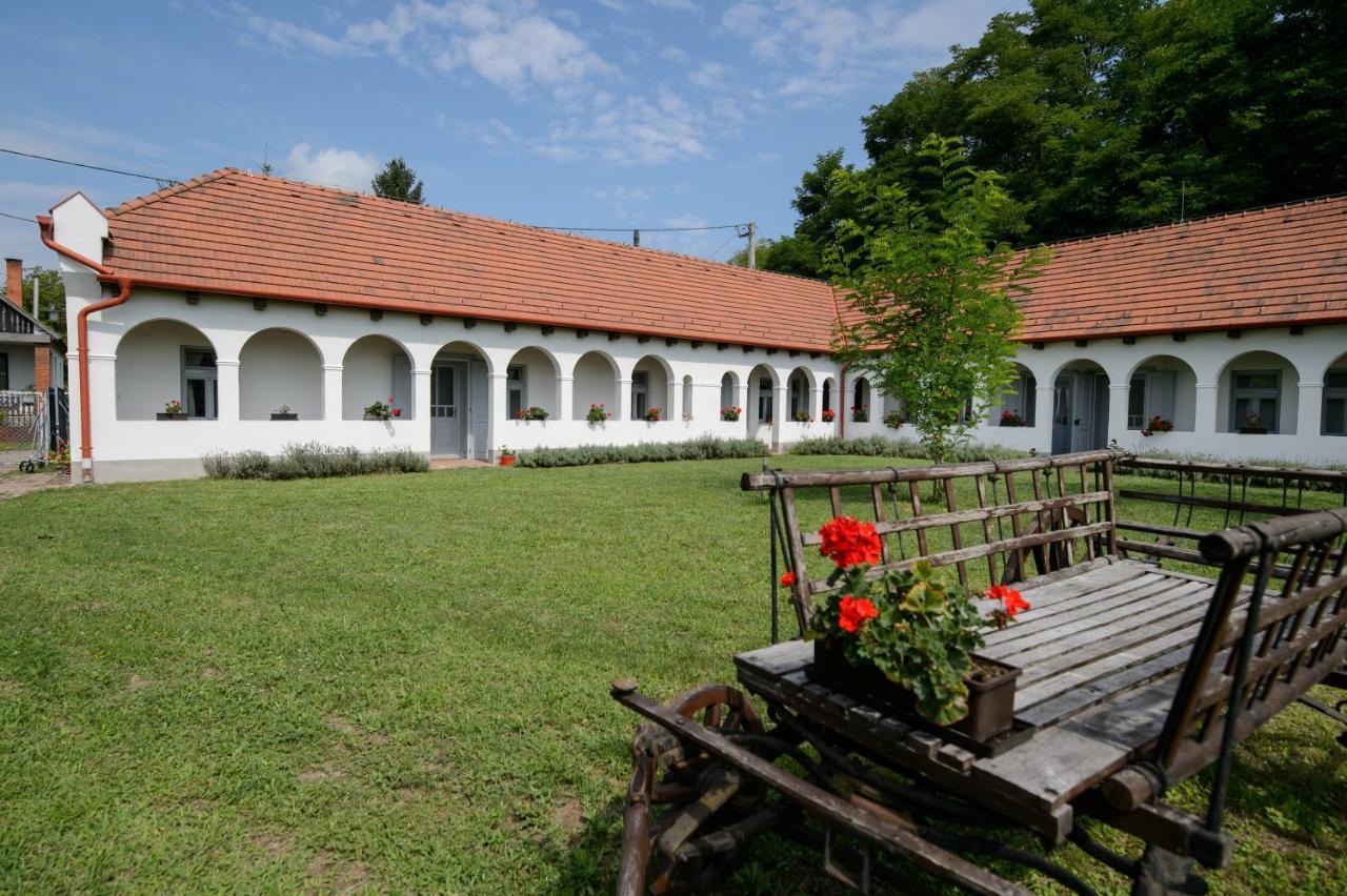 Bakta ház Hotel Egerbakta Exterior foto
